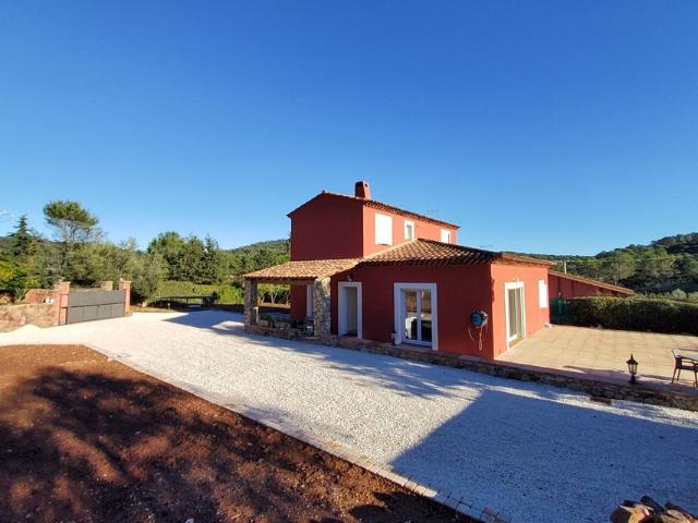 Villa de luxe de 6 pièces en vente Cuers, Provence Alpes Côte d'Azur