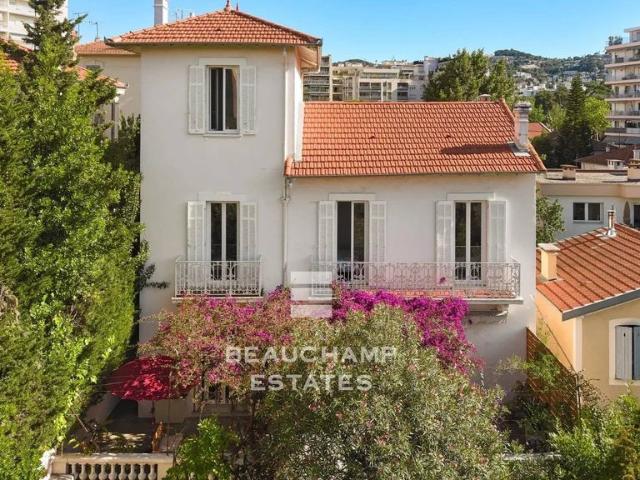 Villa de luxe de 6 pièces en vente Cannes, Provence Alpes Côte d'Azur