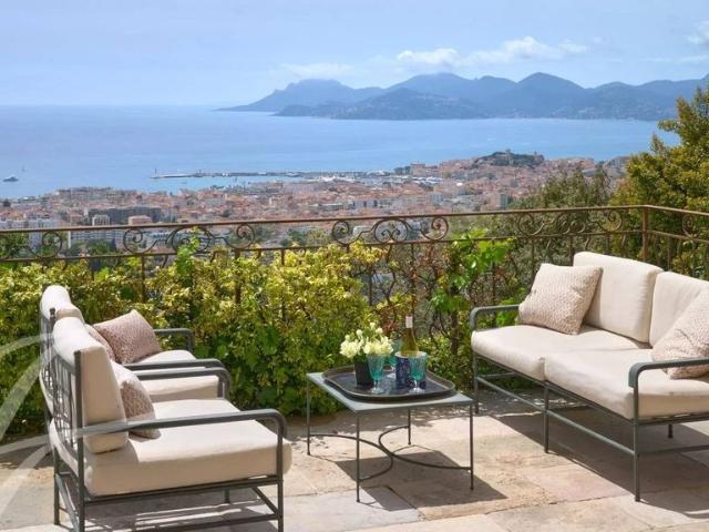 Villa de luxe de 6 pièces en vente Cannes, Provence Alpes Côte d'Azur