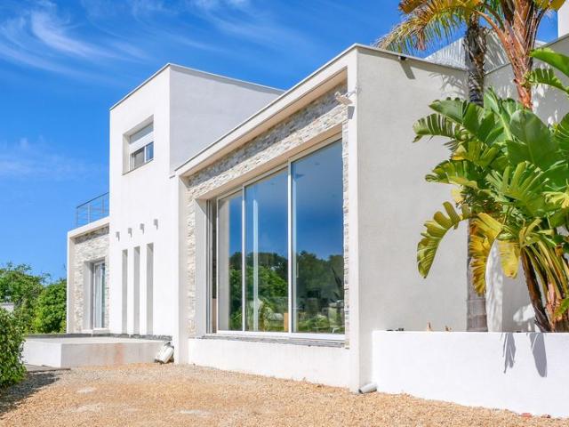 Villa de luxe de 6 pièces en vente Carqueiranne, France