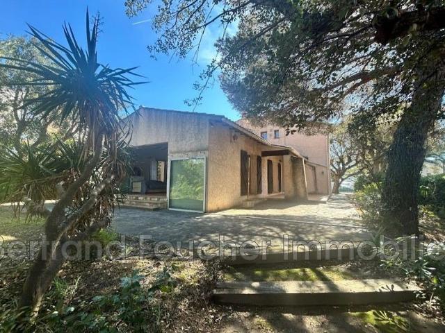 Villa de luxe de 6 pièces en vente Cavalaire sur Mer, France