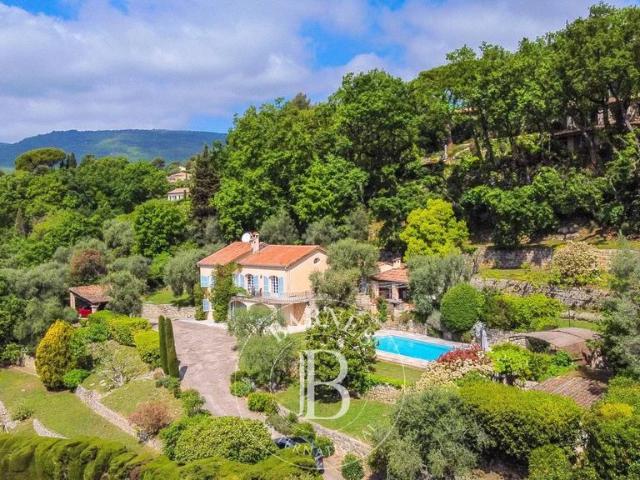 Villa de luxe de 6 pièces en vente Châteauneuf Grasse, France
