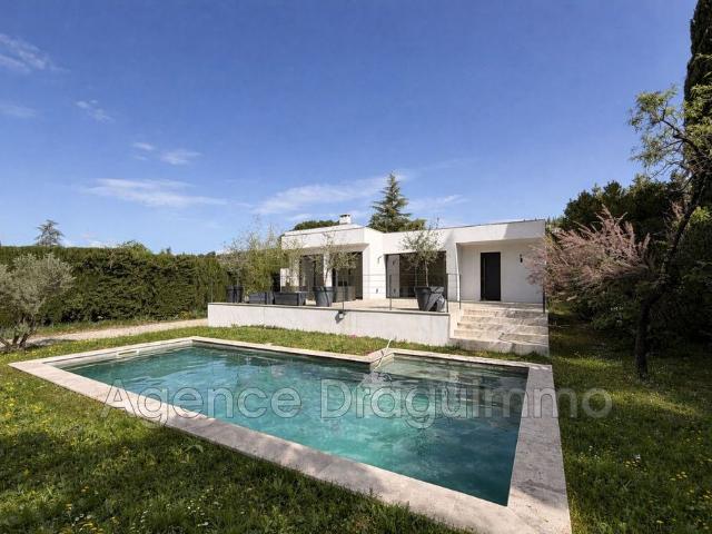 Villa de luxe de 6 pièces en vente Draguignan, Provence Alpes Côte d'Azur