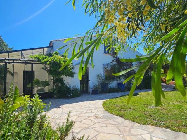 Villa de luxe de 6 pièces en vente Fréjus, Provence Alpes Côte d'Azur