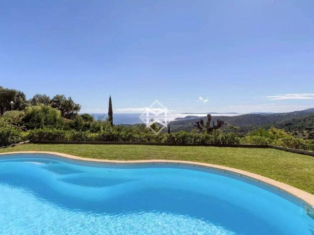 Villa de luxe de 6 pièces en vente La Croix Valmer, Provence Alpes Côte d'Azur