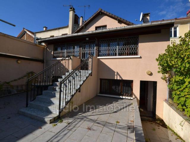 Villa de luxe de 6 pièces en vente Le Perreux sur Marne, France