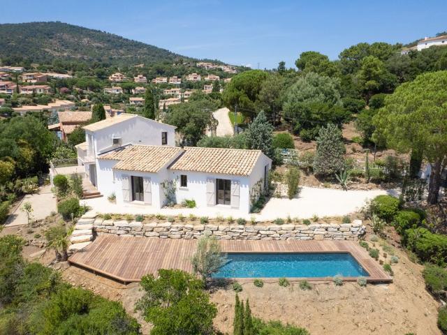 Villa de luxe de 6 pièces en vente Les Issambres, France