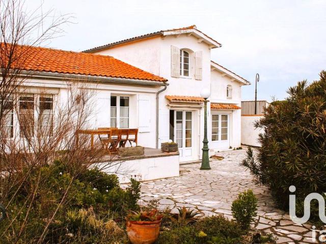 Villa de luxe de 6 pièces en vente Rivedoux Plage, France