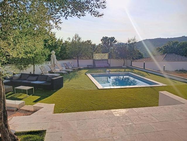 Villa de luxe de 6 pièces en vente Sainte Anastasie sur Issole, France