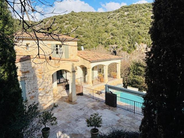 Villa de luxe de 6 pièces en vente Uzès, France