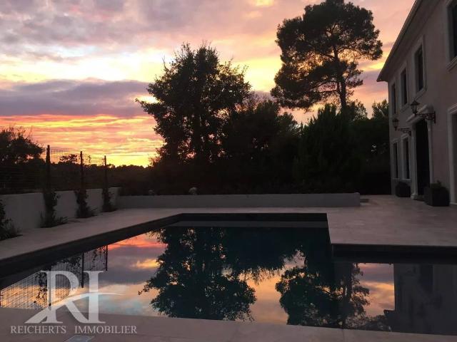 Villa de luxe de 6 pièces en vente Valbonne, Provence Alpes Côte d'Azur