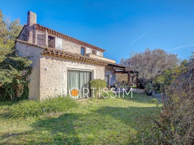 Villa de luxe de 6 pièces en vente Vence, Provence Alpes Côte d'Azur