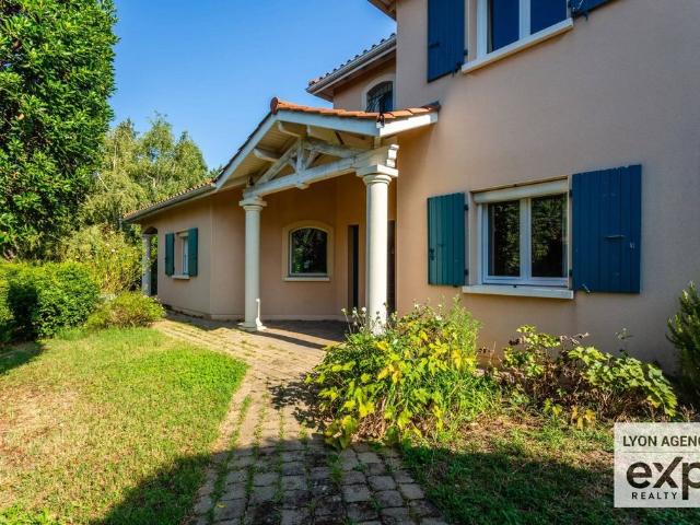 Villa de luxe de 4 chambres en location Sainte Foy lès Lyon, France