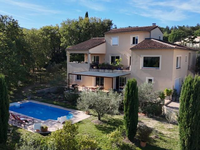 Villa de luxe de 7 pièces en vente Malaucène, France