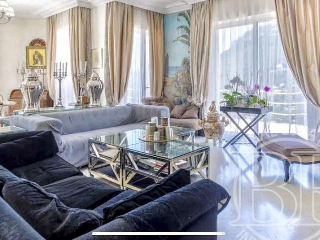 Villa de luxe de 7 pièces en vente Beausoleil, Provence Alpes Côte d'Azur