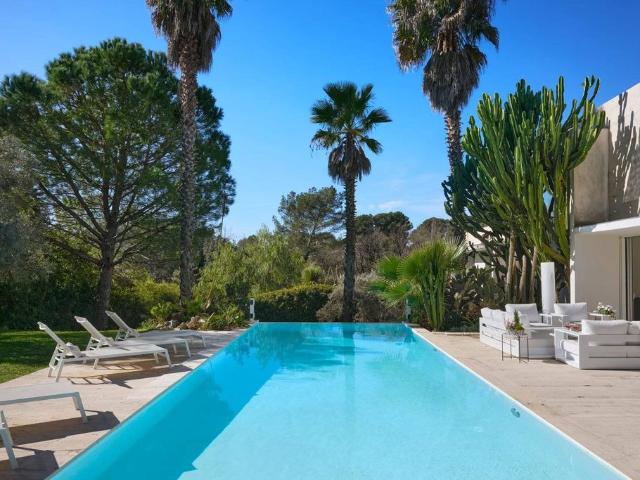 Villa de luxe de 7 pièces en vente Biot, Provence Alpes Côte d'Azur