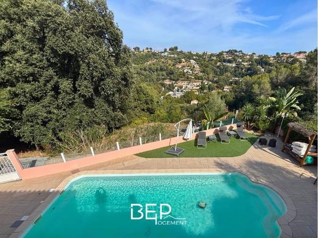 Villa de luxe de 7 pièces en vente Cagnes sur Mer, France