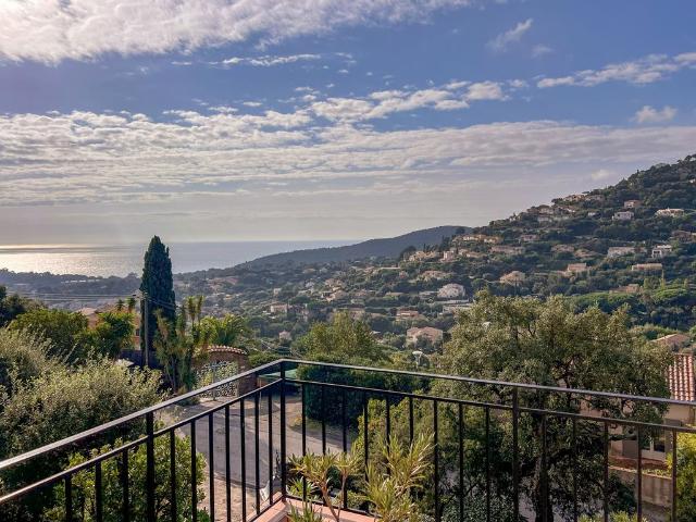 Villa de luxe de 7 pièces en vente Cavalaire sur Mer, France
