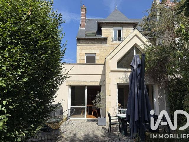 Villa de luxe de 7 pièces en vente Compiègne, Hauts de France