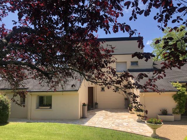 Villa de luxe de 7 pièces en vente Cosnac, France