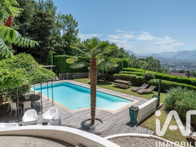 Villa de luxe de 7 pièces en vente Corenc, Auvergne Rhône Alpes