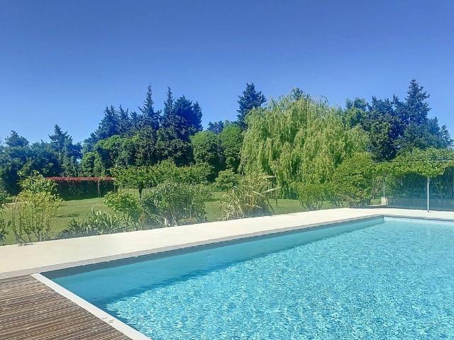 Villa de luxe de 7 pièces en vente Eyragues, France