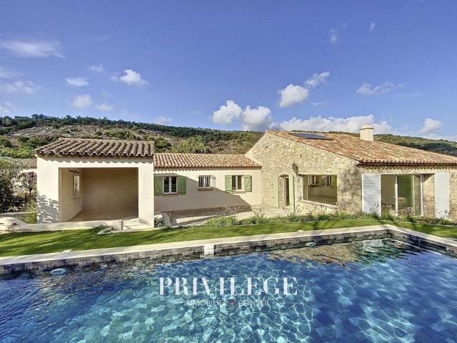 Villa de luxe de 7 pièces en vente Le Plan de la Tour, Provence Alpes Côte d'Azur