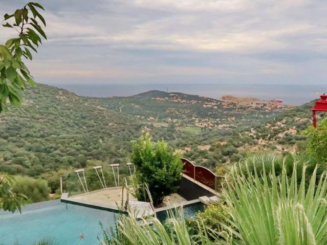 Villa de luxe de 7 pièces en vente L'Île Rousse, France
