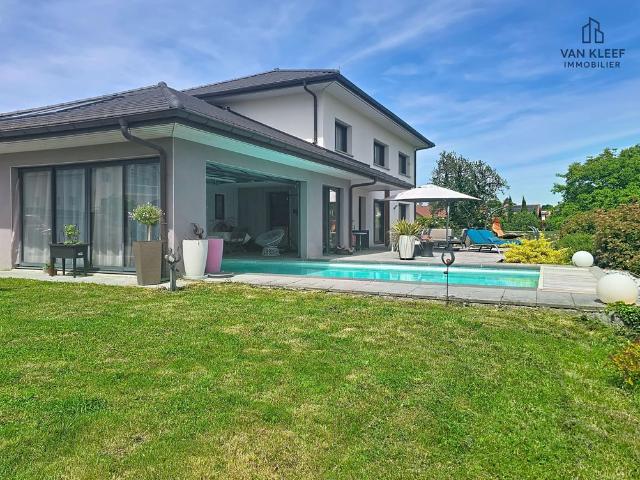 Villa de luxe de 7 pièces en vente Saint Genis Pouilly, Auvergne Rhône Alpes