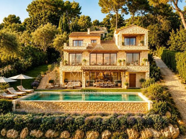 Villa de luxe de 7 pièces en vente Saint Paul, Provence Alpes Côte d'Azur