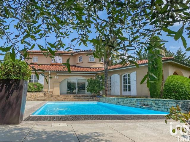 Villa de luxe de 7 pièces en vente Saint Priest, Auvergne Rhône Alpes