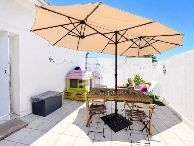 Villa de luxe de 7 pièces en vente Saint Quentin la Poterie, Occitanie