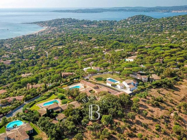 Villa de luxe de 7 pièces en vente Sainte Maxime, Provence Alpes Côte d'Azur