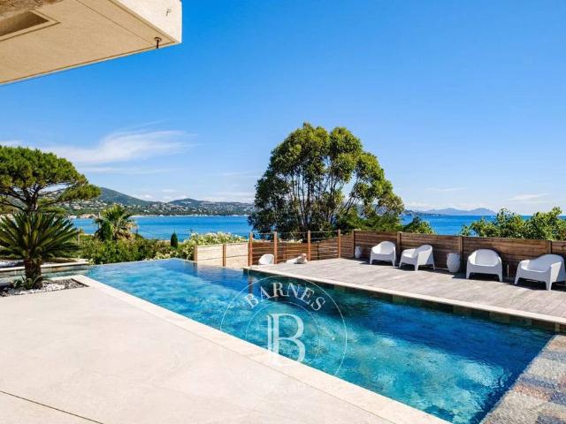 Villa de luxe de 7 pièces en vente Sainte Maxime, Provence Alpes Côte d'Azur