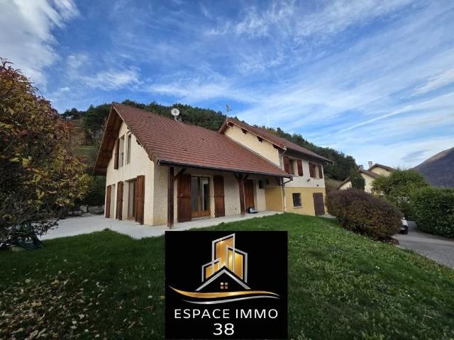 Villa de luxe de 7 pièces en vente Treffort, Auvergne Rhône Alpes