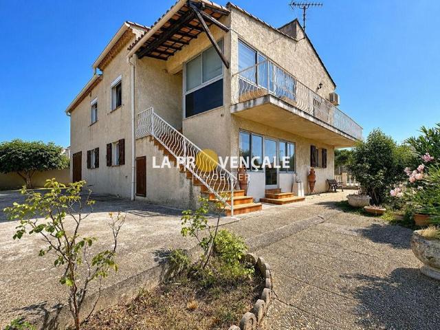 Villa de luxe de 7 pièces en vente Trets, Provence Alpes Côte d'Azur