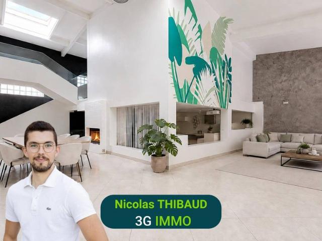 Villa de luxe de 7 pièces en vente Villeurbanne, France