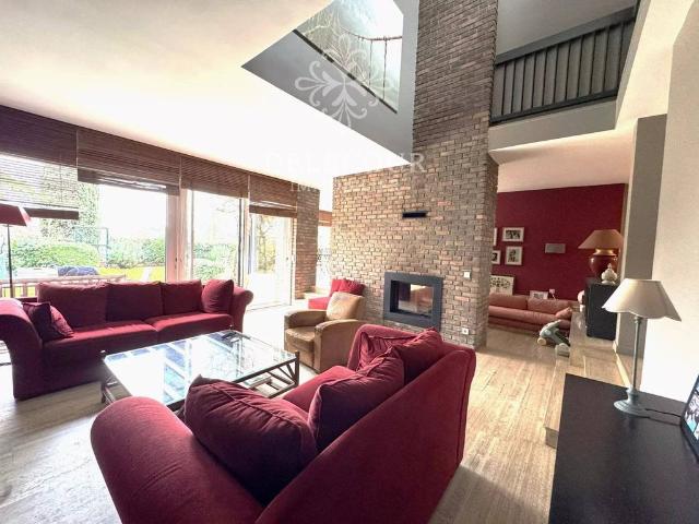 Villa de luxe de 7 pièces en vente Viry Châtillon, Île de France
