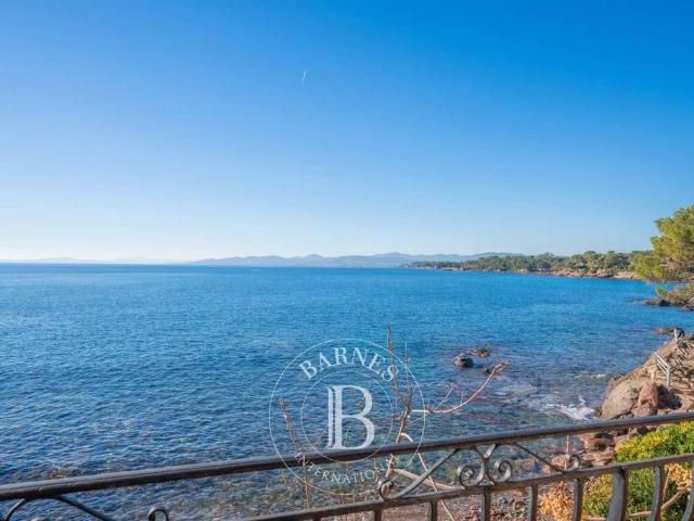 Villa de luxe de 8 chambres en vente Saint Raphaël, Provence Alpes Côte d'Azur