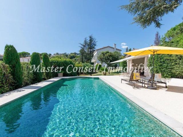 Villa de luxe de 8 pièces en vente Mougins, France