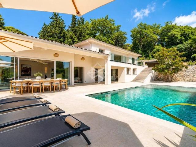 Villa de luxe de 8 pièces en vente Mougins, Provence Alpes Côte d'Azur