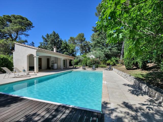 Villa de luxe de 8 pièces en vente Nîmes, Occitanie