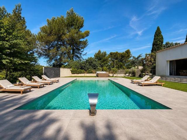 Villa de luxe de 8 pièces en vente Aubagne, France