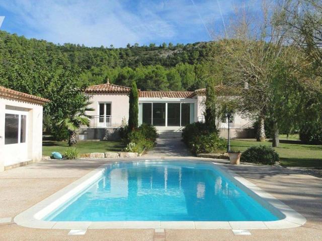 Villa de luxe de 8 pièces en vente Brignoles, France
