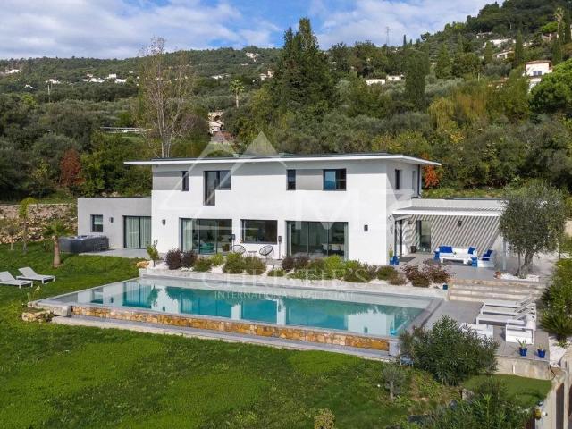 Villa de luxe de 8 pièces en vente Cabris, Provence Alpes Côte d'Azur