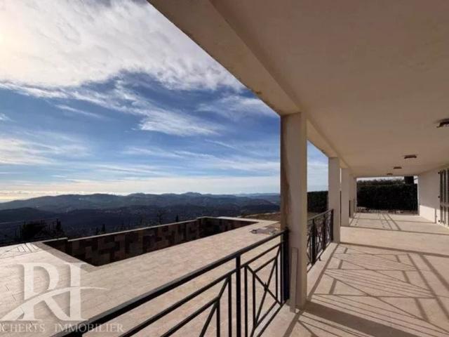 Villa de luxe de 8 pièces en vente Cabris, Provence Alpes Côte d'Azur