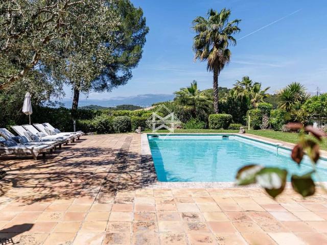 Villa de luxe de 6 pièces en vente Cannes, Provence Alpes Côte d'Azur