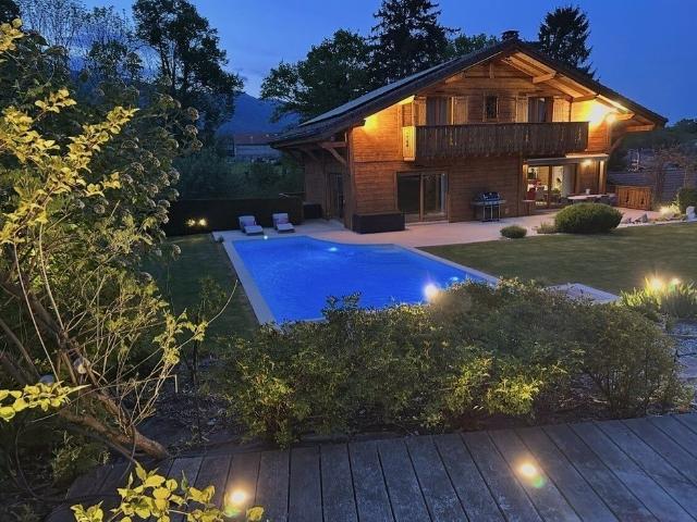 Villa de luxe de 8 pièces en vente Farges, France