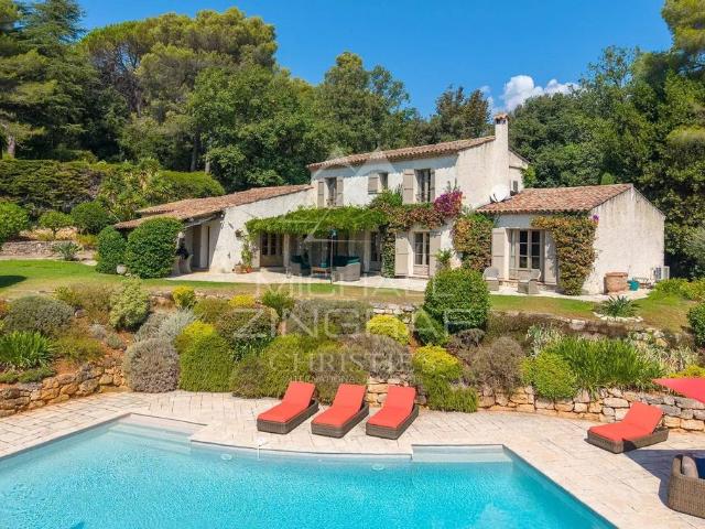 Villa de luxe de 8 pièces en vente La Colle sur Loup, Provence Alpes Côte d'Azur