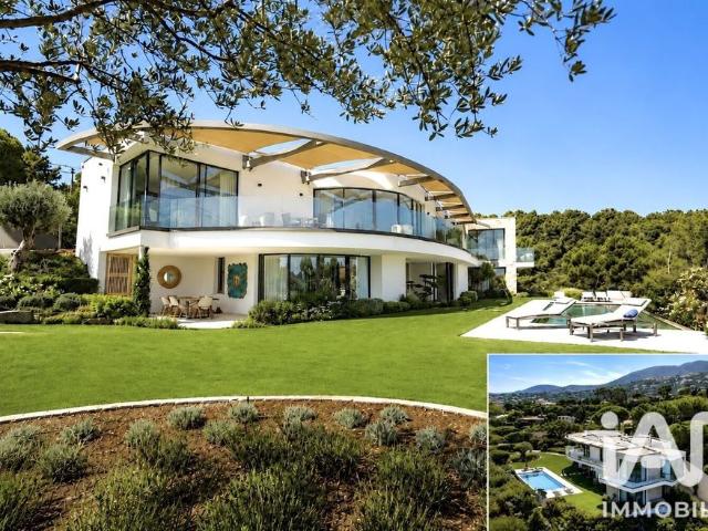 Villa de luxe de 8 pièces en vente La Croix Valmer, Provence Alpes Côte d'Azur